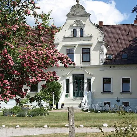 Gutshaus Neu Wendorf Sanitz