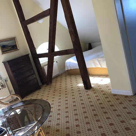 Gutshaus Neu Wendorf 3*